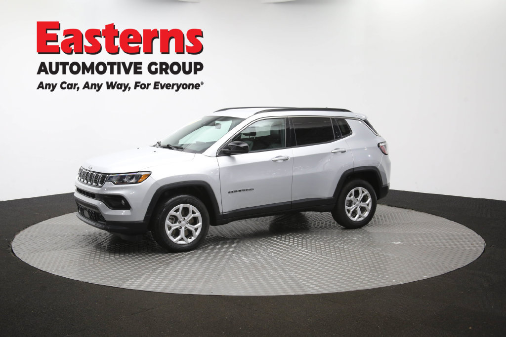Used 2024 Jeep Compass Latitude AWD/4WD image 58