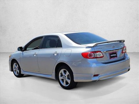 Used 2012 Toyota Corolla S FWD image 7