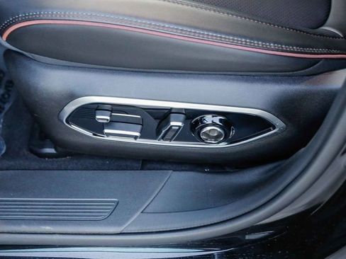 New 2025 Jeep Wagoneer S Launch Edition image 23