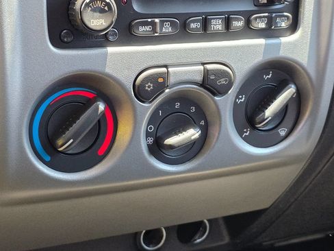Used 2012 Chevrolet Colorado LT RWD image 32