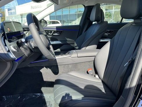 Used 2024 Mercedes-Benz E 350 4MATIC Sedan image 10