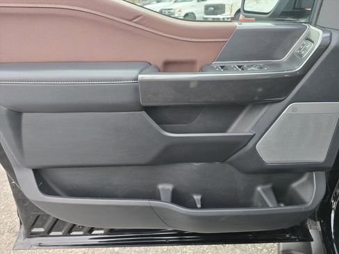 Used 2021 Ford F150 Lariat w/ Max Trailer Tow Package image 10