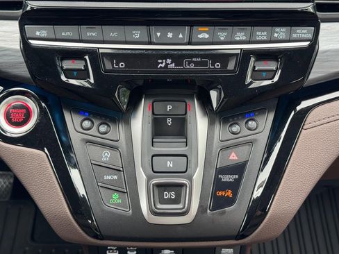Certified 2026 Honda Odyssey Elite image 16
