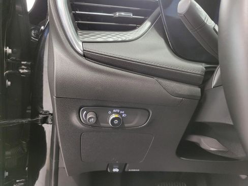 Used 2025 Buick Encore GX Preferred image 11