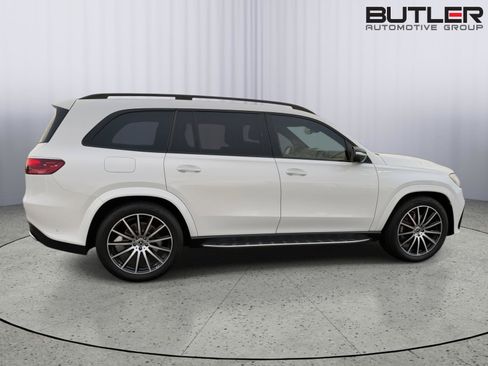 Used 2025 Mercedes-Benz GLS 450 4MATIC image 5