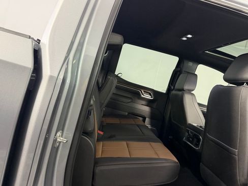 Used 2024 Chevrolet Silverado 1500 High Country w/ High Country Premium Package image 34