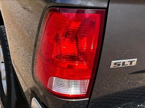 Used 2014 RAM 1500 Classic SLT AWD/4WD image 22