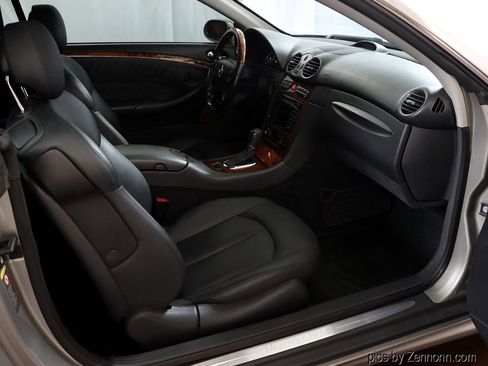 Used 2004 Mercedes-Benz CLK 500 2dr Cabriolet 5.0L image 31
