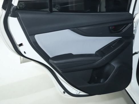 Used 2022 Subaru Crosstrek 2.0i Premium w/ Moonroof Package image 13