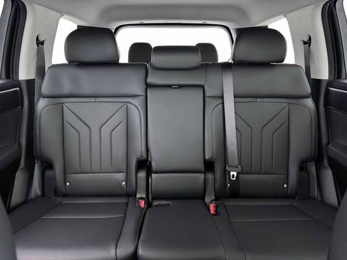New 2026 Hyundai Santa Fe SEL FWD image 16
