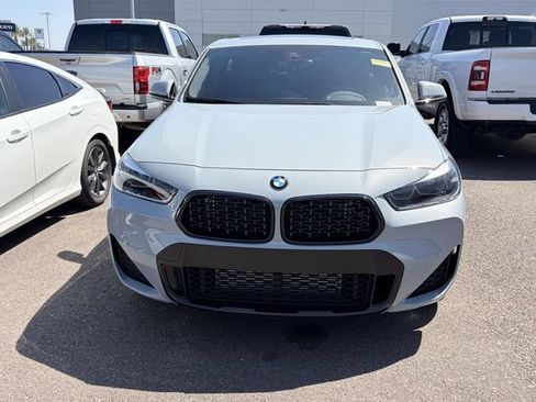 Used 2022 BMW X2 sDrive28i w/ Edition Package FWD image 2