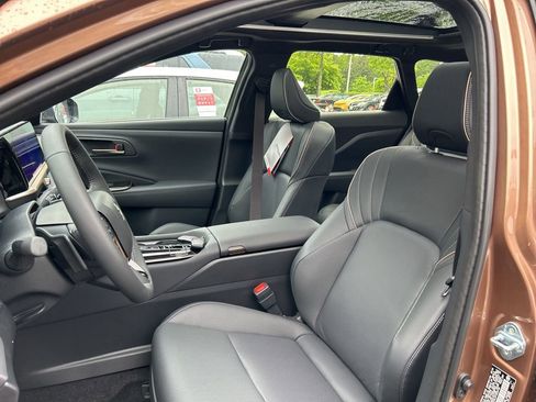 New 2026 Toyota Crown Signia AWD/4WD image 3
