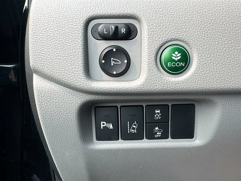 Used 2016 Honda Pilot Elite image 11