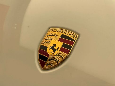New 2026 Porsche Macan AWD/4WD image 20