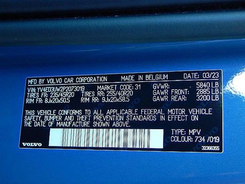 Certified 2023 Volvo XC40 Recharge Plus w/ Protection Package Premier image 31