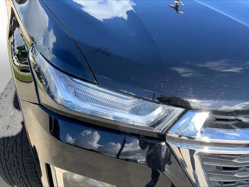 Certified 2022 Chevrolet Traverse LS w/ LPO, Cargo Package FWD image 25