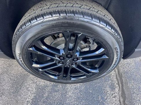 New 2026 Chevrolet Traverse LT w/ Enhanced Driving Package image 9