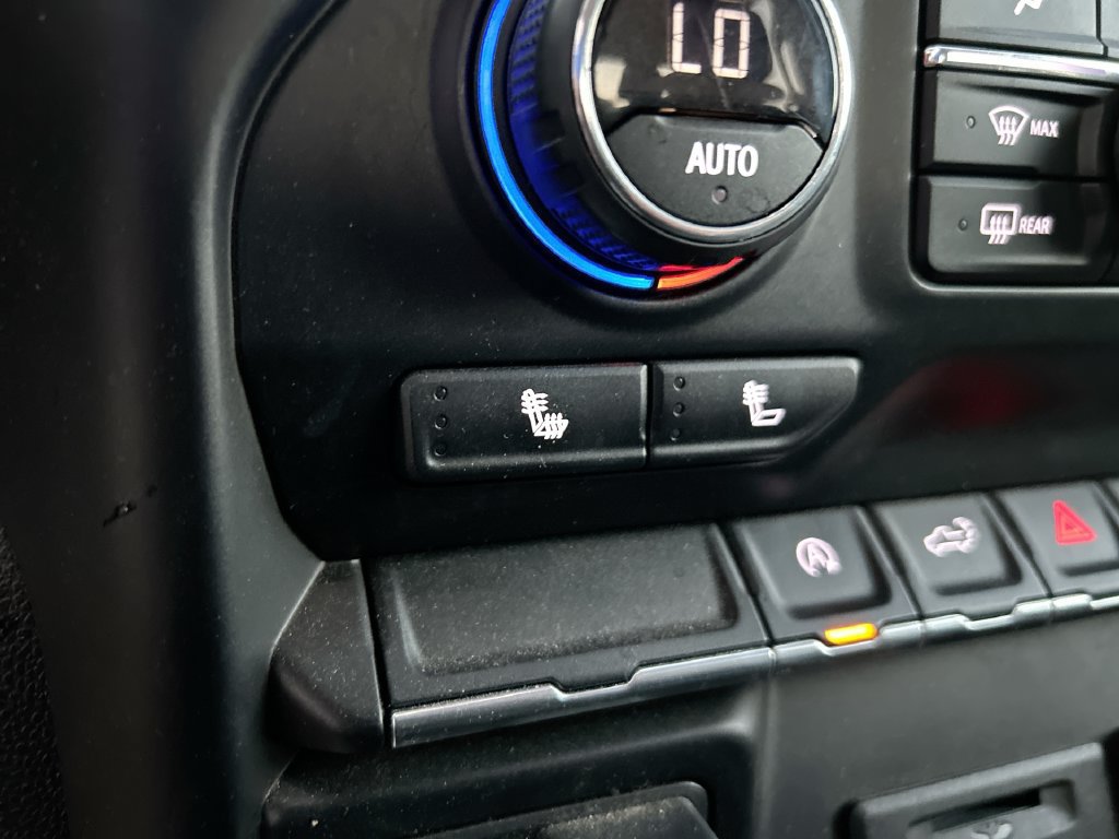Used 2019 Chevrolet Silverado 1500 LT w/ All-Star Edition AWD/4WD image 29