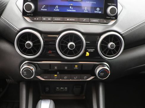 Used 2024 Nissan Sentra SV image 21