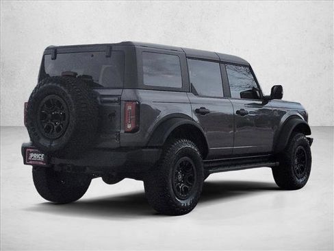 Used 2023 Ford Bronco Wildtrak image 5