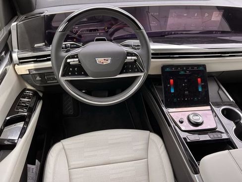 New 2026 Cadillac Escalade Sport image 10