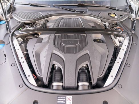 New 2026 Porsche Panamera image 28