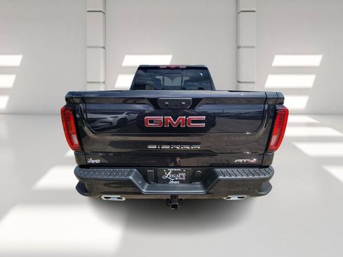 New 2026 GMC Sierra 1500 AT4 w/ AT4 Premium Package image 6