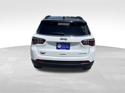 Used 2025 Jeep Compass Limited AWD/4WD image 5