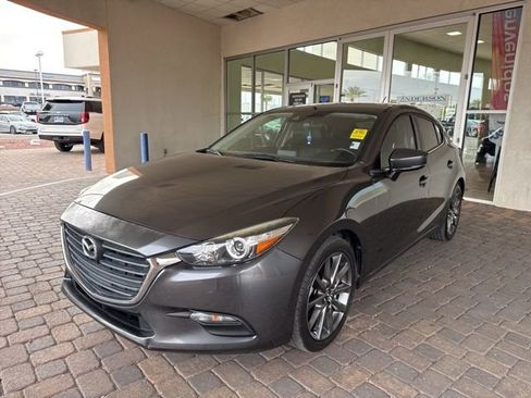 Used 2018 MAZDA MAZDA3 Touring image 1