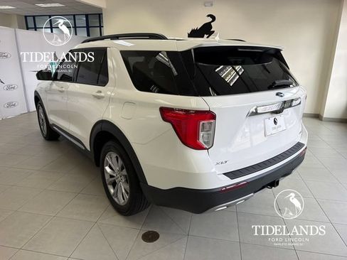 Certified 2023 Ford Explorer XLT w/ Equipment Group 202A AWD/4WD image 6