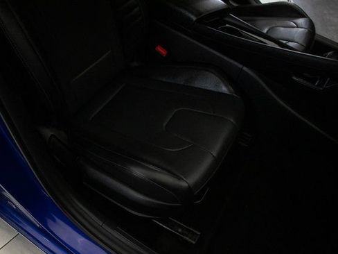 Used 2023 Hyundai Elantra Limited w/ Cargo Package FWD image 17