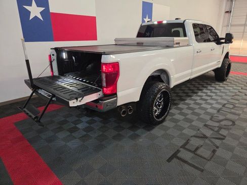 Used 2021 Ford F250 Lariat w/ Lariat Ultimate Package image 32