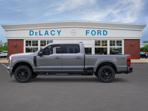 New 2026 Ford F350 Lariat w/ Black Appearance Package image 4