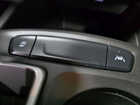 Used 2024 Chevrolet Trax LS w/ LS Convenience Package FWD image 16