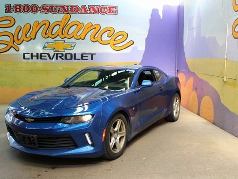Used 2017 Chevrolet Camaro LT image 2