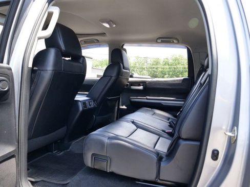 Used 2019 Toyota Tundra Limited w/ Limited Premium Package AWD/4WD image 30