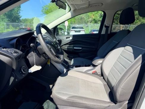 Used 2013 Ford Escape SE FWD image 6