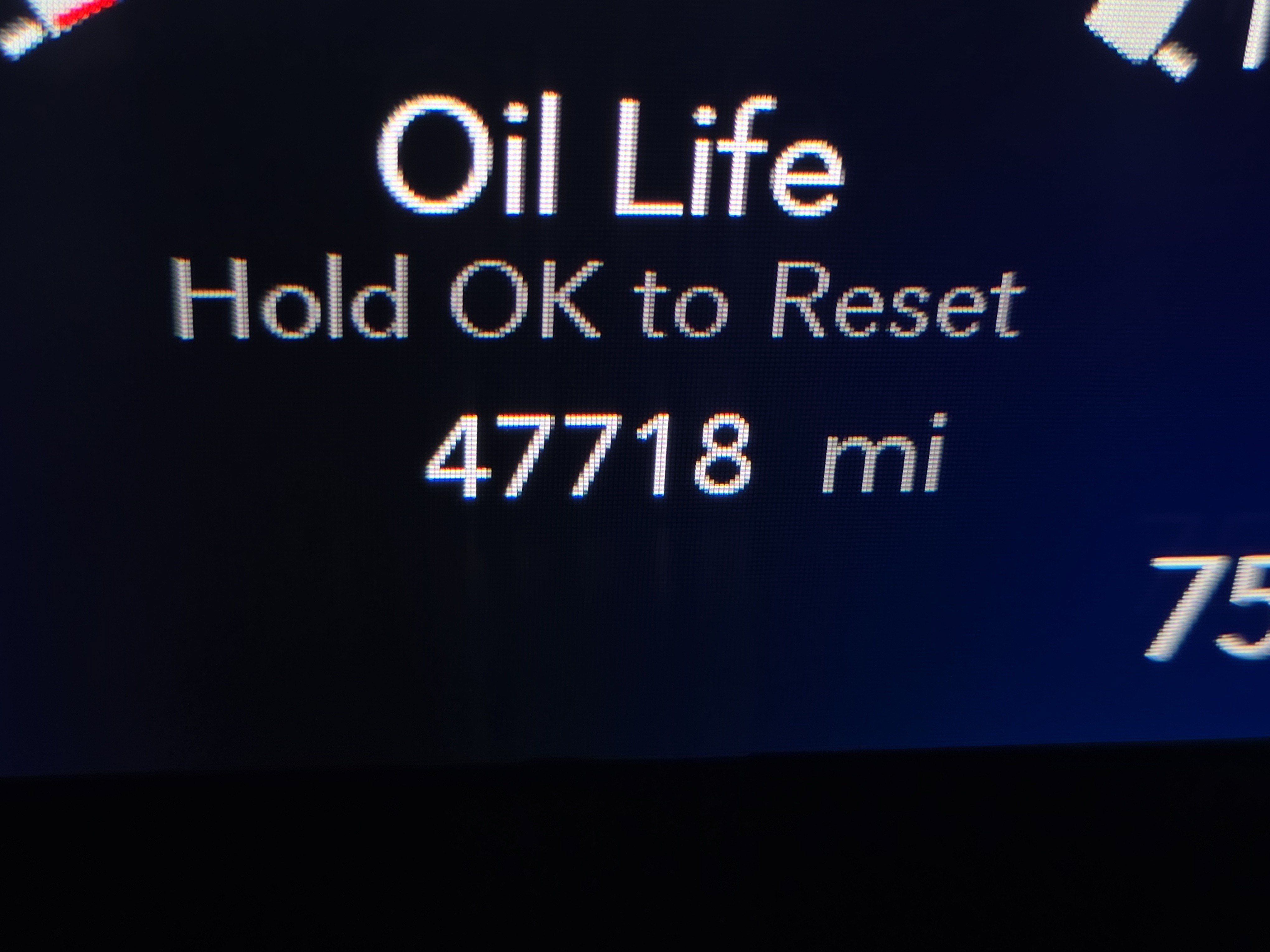 Used 2024 Chrysler Pacifica Limited FWD image 19