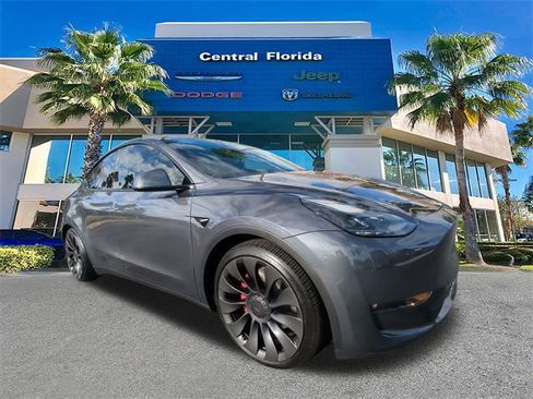 Used 2023 Tesla Model Y Long Range image 2