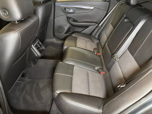 Used 2018 Chevrolet Impala LT image 20