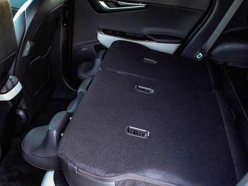 Used 2024 Kia EV6 GT-Line image 36