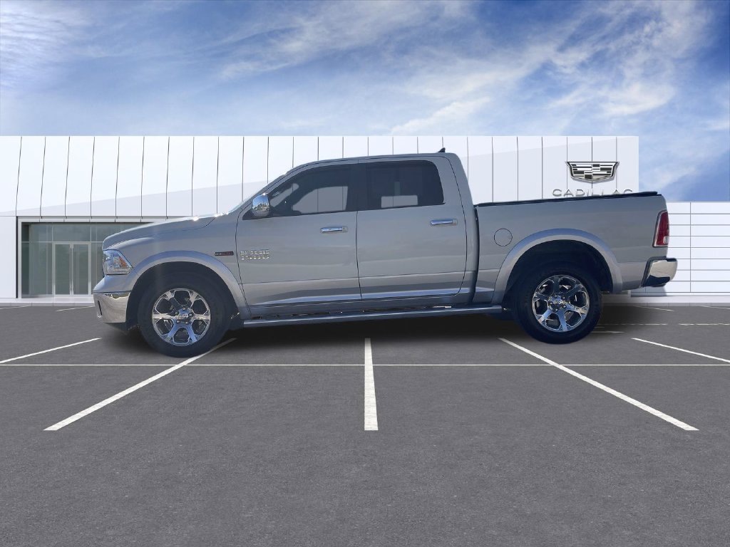 Used 2018 RAM 1500 Laramie w/ Convenience Group AWD/4WD image 5