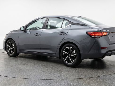 Used 2025 Nissan Sentra SV FWD image 6