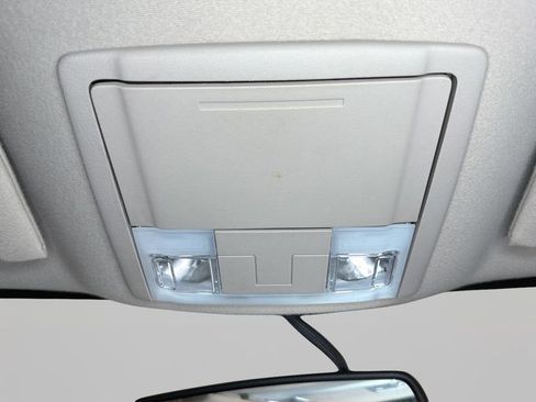 Used 2010 Ford Edge Limited image 18