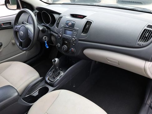 Used 2012 Kia Forte LX FWD image 23