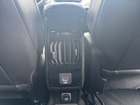 Used 2025 Jeep Compass Limited AWD/4WD image 23
