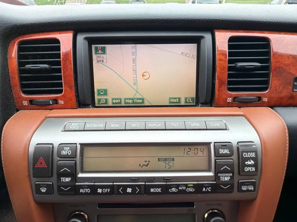 Used 2005 Lexus SC 430 Convertible w/ Preferred Accessory Pkg RWD image 14