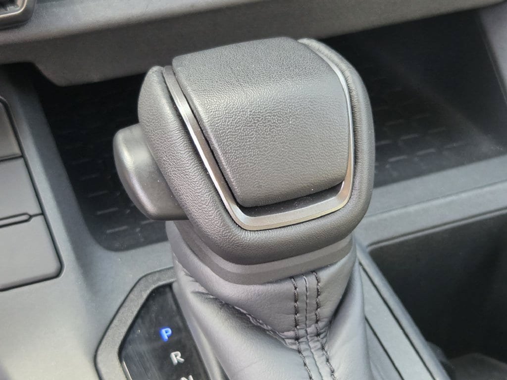 Used 2026 Toyota RAV4 XLE Premium FWD image 21