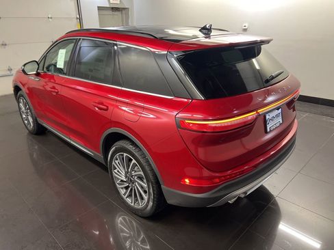 New 2026 Lincoln Corsair Reserve image 4