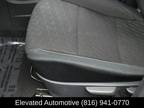 Used 2023 Nissan Kicks SV image 15